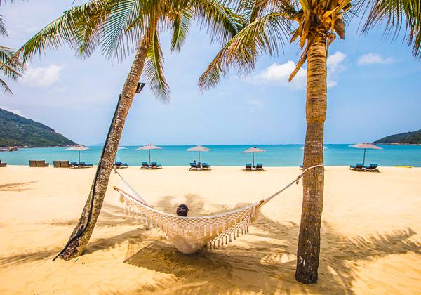 ¥Ï¥Î¥¤¡¢¥Û¡¼¥Á¥ß¥ó¤Ë¼¡¤°Âè3¤ÎÅԻԤȤ·¤Æ¿Í¸ý100Ëü¿Í¤òͤ¨¤ëÃæÉô¥À¥Ê¥ó¡£À¤³¦°ä»º¡Ö¸Þ¹Ô»³¡×¤Ê¤É¤Î´Ñ¸÷¥¹¥Ý¥Ã¥È¤äÀ¤³¦¶þ»Ø¤ÎÇòº½¤¬¹¤¬¤ë¡Ö¥ß¡¼¥±¡¼¥Ó¡¼¥Á¡×¤Ïº£¤ä¡ÖÃíÌܤÎι¹ÔÀè¡×¤È¤·¤Æ¿Íµ¤¤ÎÅԻԤȤʤäƤ¤¤Þ¤¹¡£¤Þ¤¿¥ê¥¿¥¤¥¢¥á¥ó¥È¤ò¤µ¤ì¤¿ÆüËܿͤ¬²¹ÃȤʵ¤¸õ¤Î°Ü½»ÃÏÀè¤È¤·¤Æ¡¢¥À¥Ê¥ó¤òÁª¤ÖÊý¤âǯ¡¹Áý¤¨¤Æ¤¤¤Þ¤¹¡£