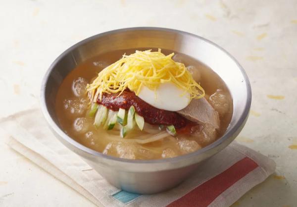 ¥ß¥ë¥ß¥ç¥ó¤Ï³ø»³È¯¾Í¤ÎÌÍÎÁÍý¤ÇÃϸµ¤Ç¤ÏÇ¯Ãæ¤è¤¯¿©¤Ù¤é¤ì¤Æ¤¤¤ë³ø»³¤Ã»Ò¤Î¥½¥¦¥ë¥Õ¡¼¥É¤Ç¤¹¡£µí¤ÈÆÚ¡¢·Ü¤Ê¤É¤Î¹ü¤ò¼Ñ¹þ¤ó¤Çºî¤Ã¤¿¤À¤·½Á¤òÎä¤ä¤·¡¢¾®ÇþÊ´¤ÈÅÃÊ´¤Çºî¤Ã¤¿ÌͤòÆþ¤ì¤Æ¿©¤Ù¤Þ¤¹¡£ÌͤÏÎäÌͤȤϰۤʤꡢÀÚ¤ì¤ä¤¹¤¯¤Ê¤¯¡¢¥³¥·¤¬¤¢¤Ã¤Æ¤â¤Á¤Ã¤È¤·¤¿¿©´¶¤¬ÆÃħ¤Ç¤¹¡£