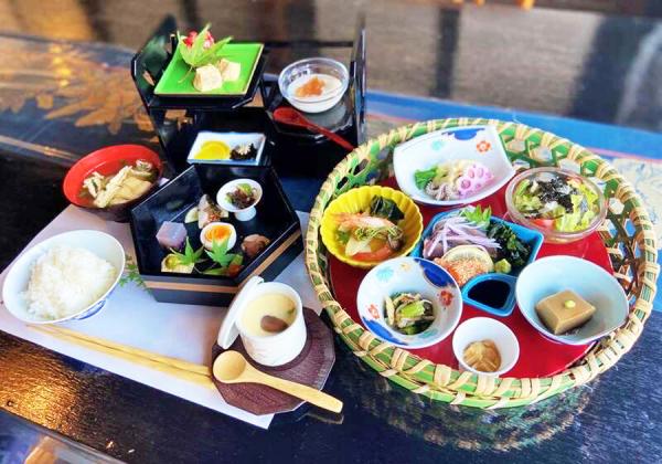 <���ʽ�> ������5��  ����̣  ����ȭ2��  ����ʪ  ������  ������ʪ  ���ݤ�ʪ  ����ʪ  �������  ���衼�����  ����ʪ  ������  ��̣��������13�ʡʢ��������᡼�� / ��ȯ���ڤӻ���������ˤ�����������Ƥ��ѹ��ˤʤ��礬����ޤ�����