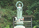 û4