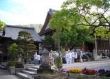 ڻ2